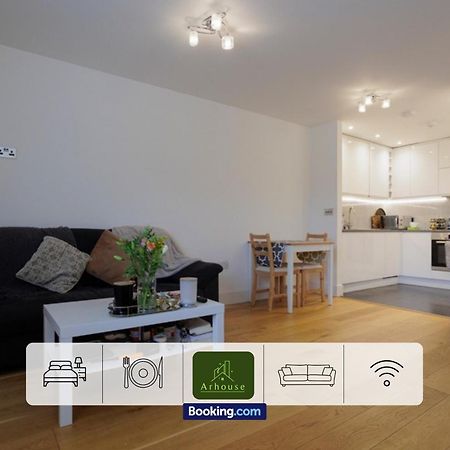 One Bedroom Apartment By Arhouse Apartments Short Lets & Serviced Accommodation Kingston With Free Wifi Kingston upon Thames  Luaran gambar