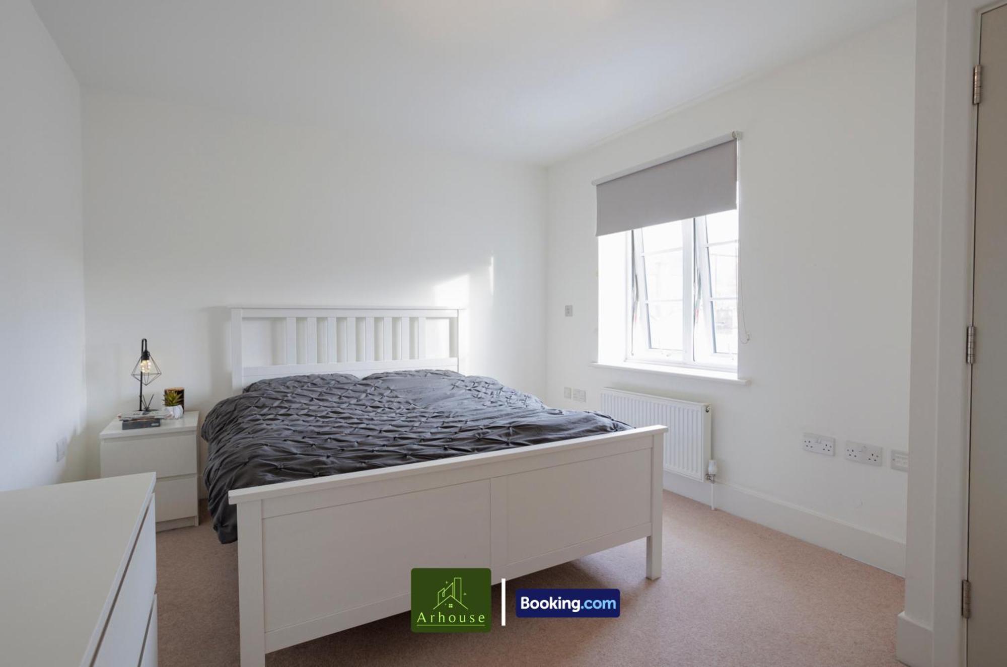 One Bedroom Apartment By Arhouse Apartments Short Lets & Serviced Accommodation Kingston With Free Wifi Kingston upon Thames  Luaran gambar