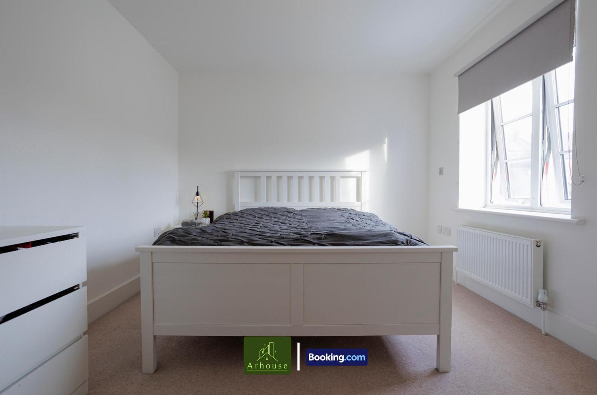 One Bedroom Apartment By Arhouse Apartments Short Lets & Serviced Accommodation Kingston With Free Wifi Kingston upon Thames  Luaran gambar